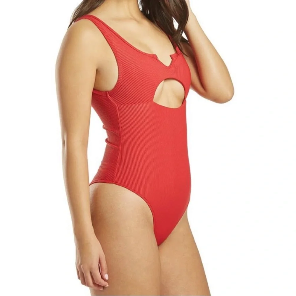 Frankies Bikinis Cody Cut Out One Piece Swimsuit Red size Small